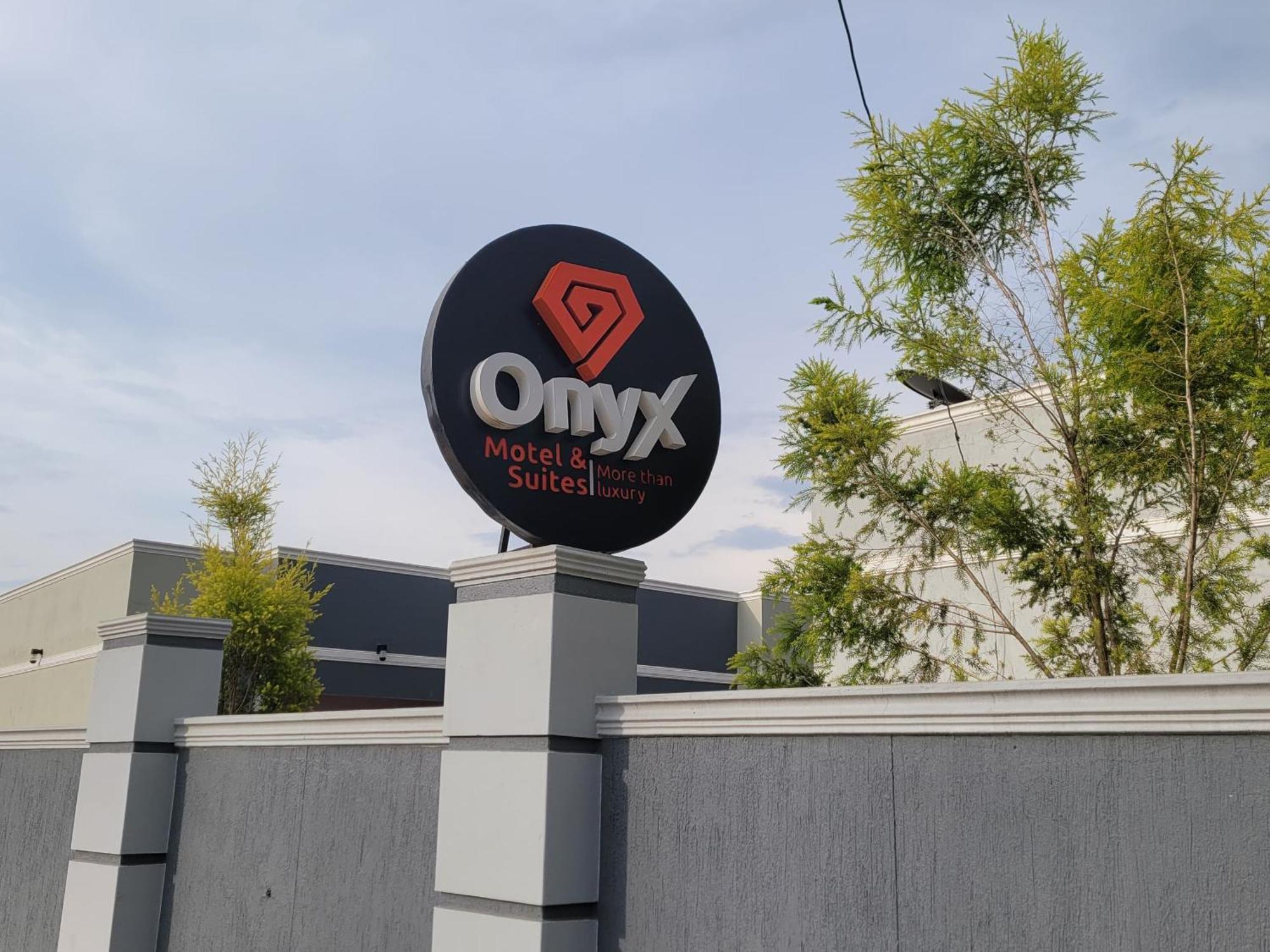 Onyx Motel And Suites Mbarara Exterior foto